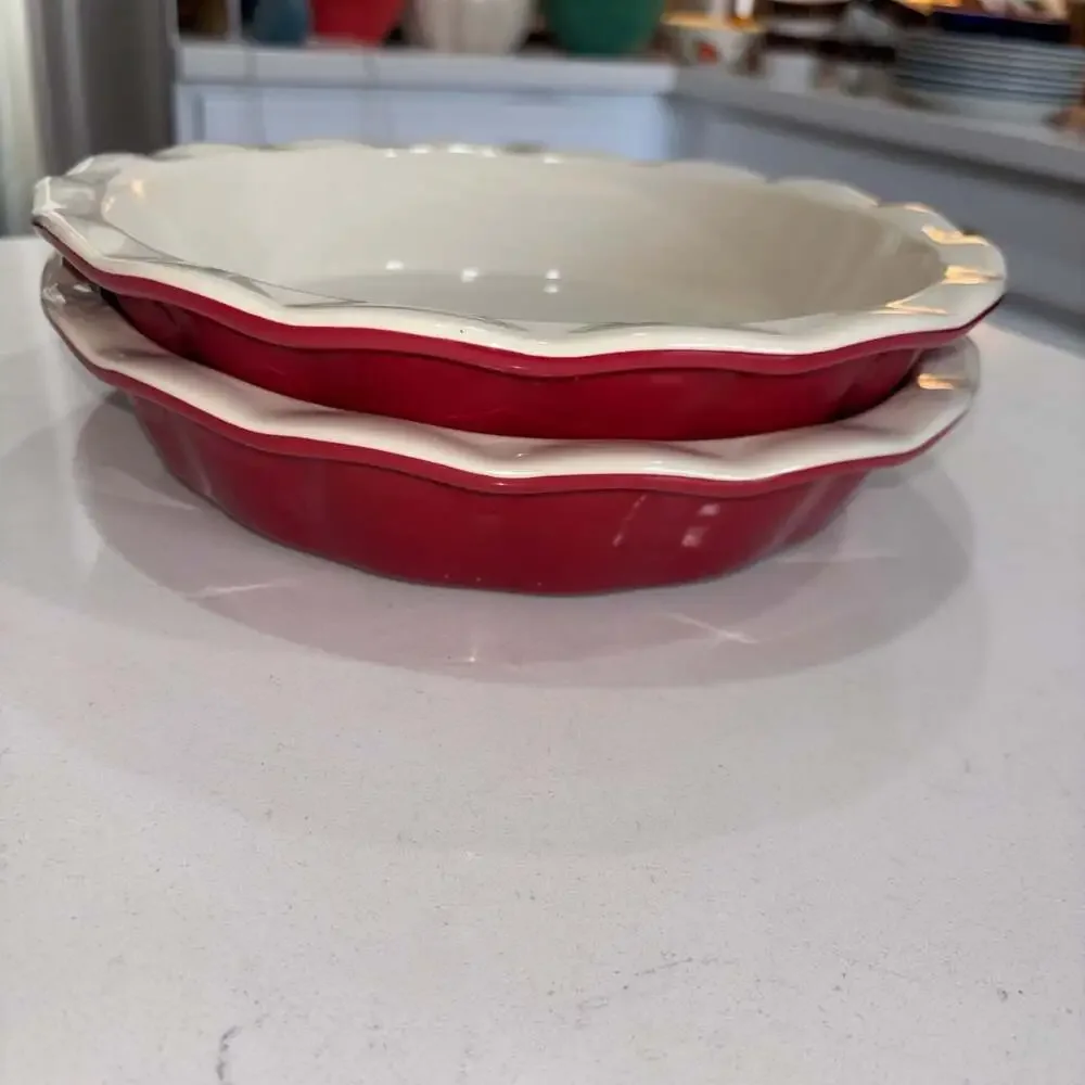 Set of 2 Good Cook Ceramic 9” Ruffled Scalloped Edge Pie Dishes Red and Cream
